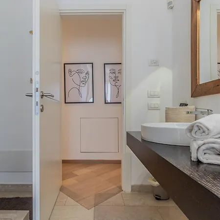 Juliet's Dream - Center Apartment