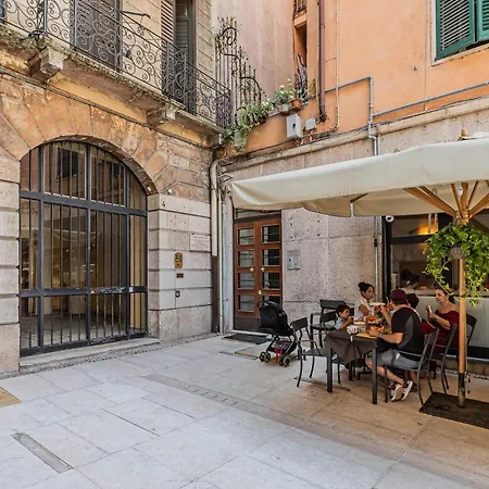 Juliet's Dream - Center